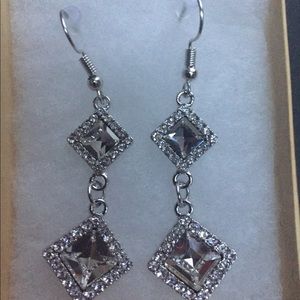 Princess Cut Glittery White Rhinestone Earrings